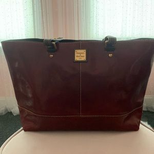 Dooney and Bourke tote